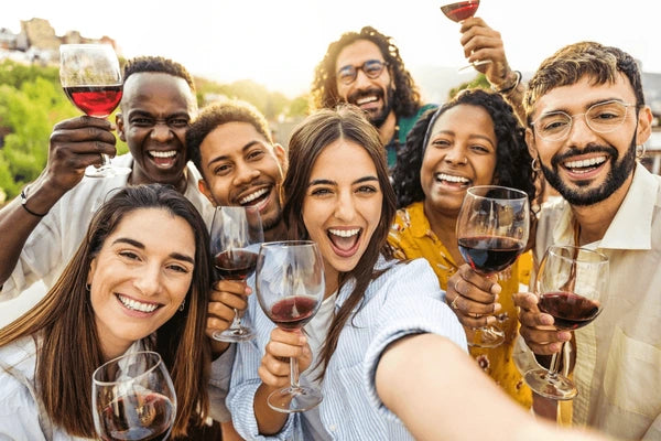 TE PUEDES ENCARGAR TU DEL VINO PARA ESTE VIERNES?