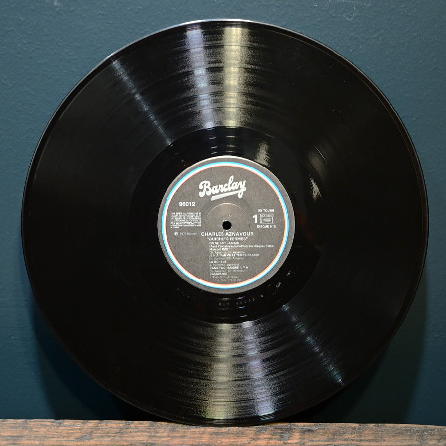 Long Play "Guichets Fermés" de Charles Aznavour