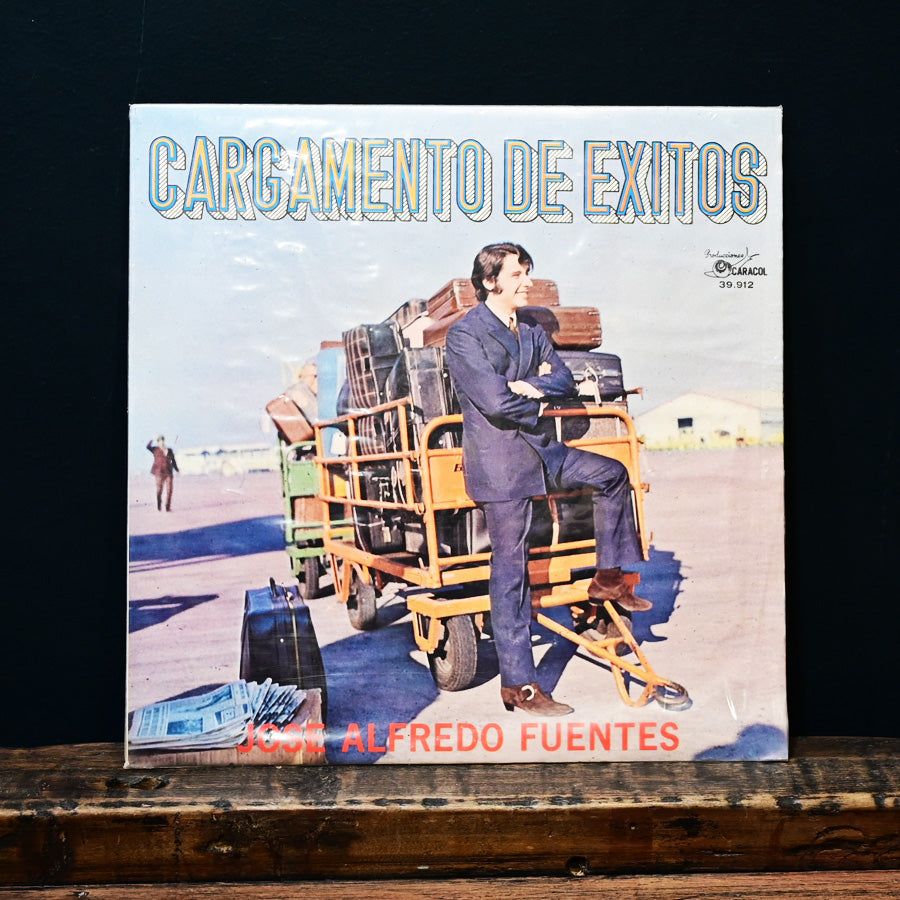 Long Play "Cargamento de éxitos" de José Alfredo Fuentes