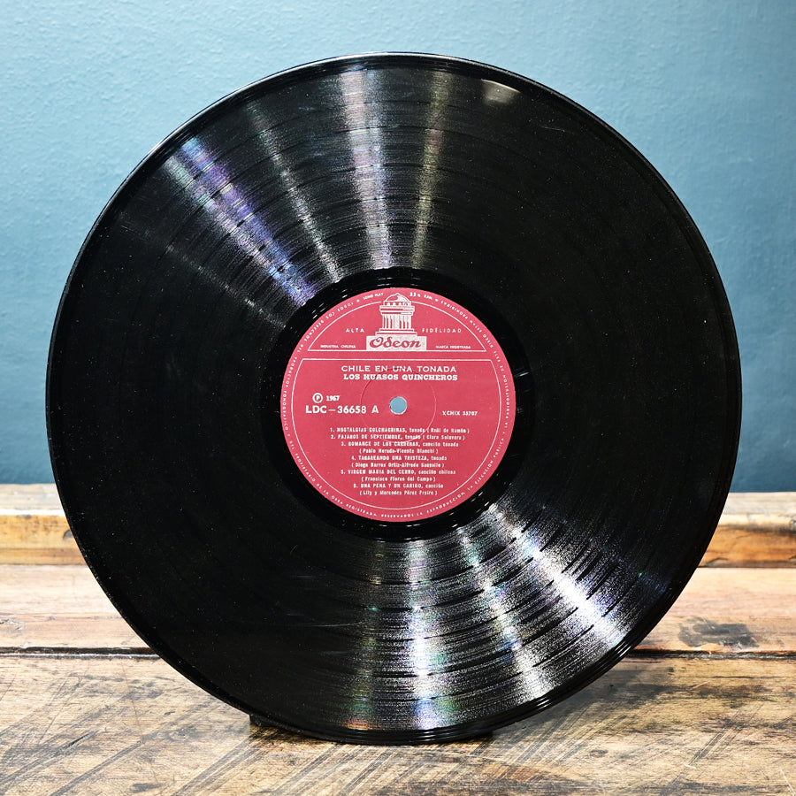 Long Play "Chile en una Tonada" por Los Huasos Quincheros 1967