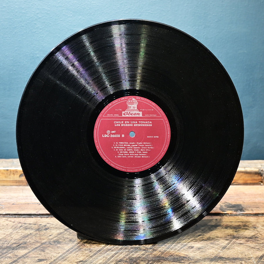 Long Play "Chile en una Tonada" por Los Huasos Quincheros 1967