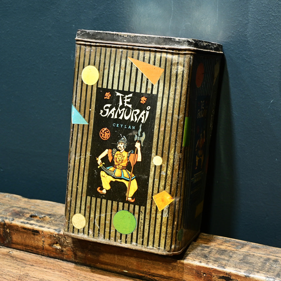 Lata de Té Samurai