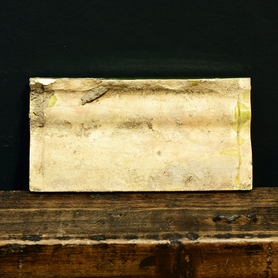 Moldura o bocel en cerámica esmaltada