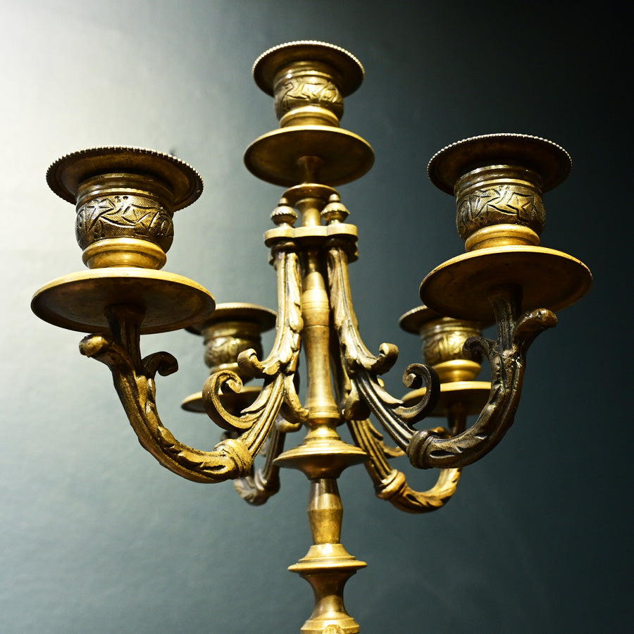 Par de candelabros estilo Napolón III