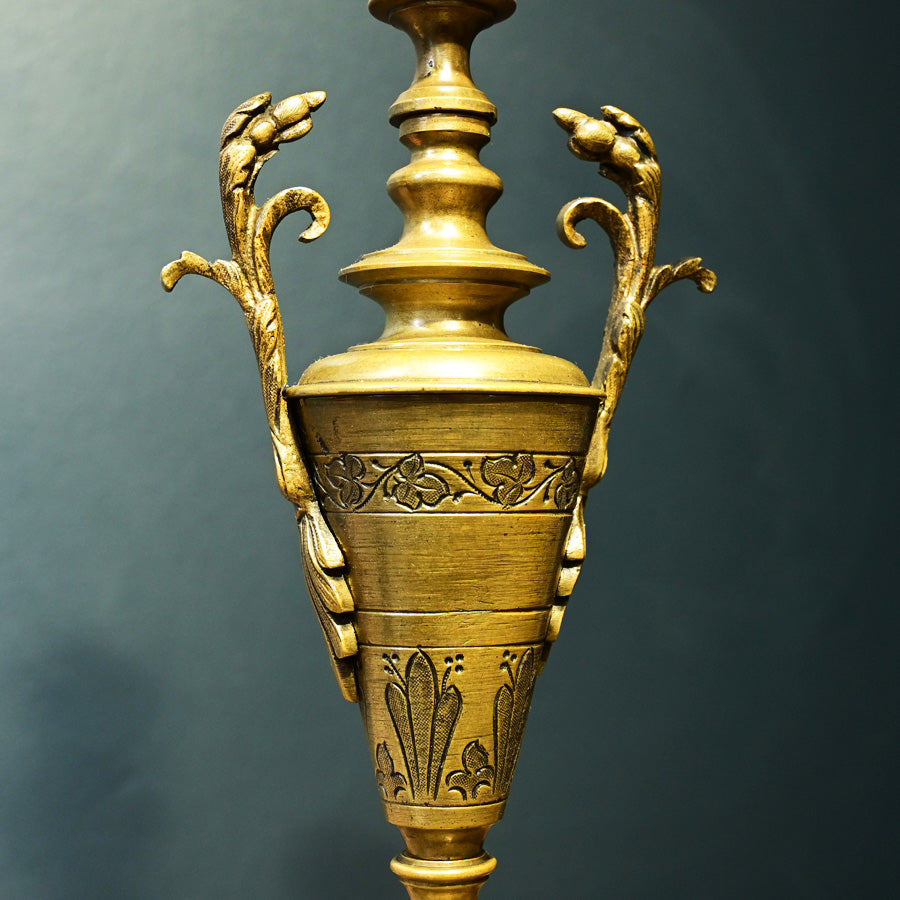 Par de candelabros estilo Napolón III
