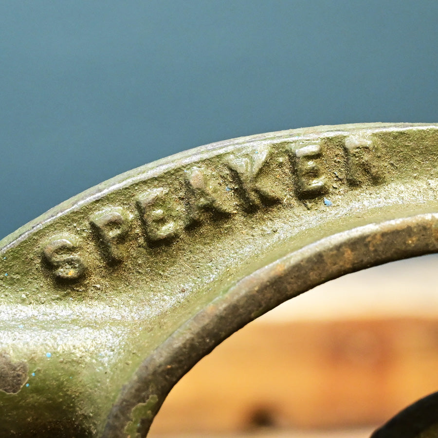 Prensa de vulcanización Speaker