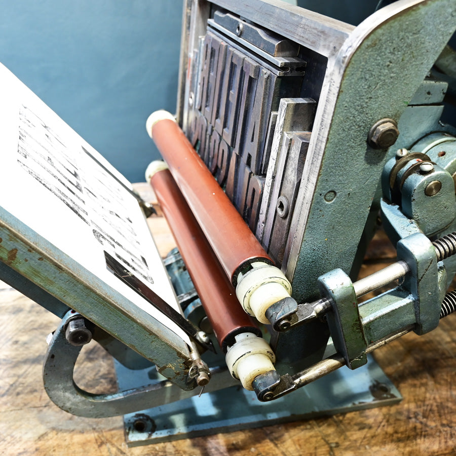 Máquina de impresión letterpress