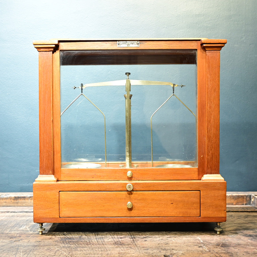 Balanza de precisión Henry Troemner