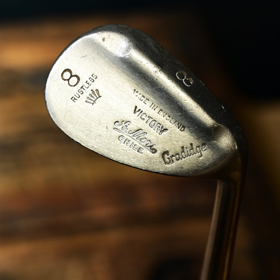 Hierro de golf de Arturo Mori