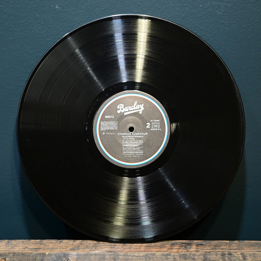 Long Play "Guichets Fermés" de Charles Aznavour