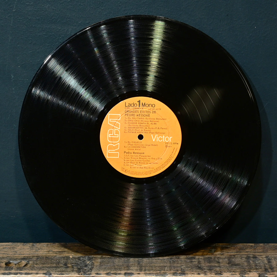 Long Play "Grandes Exitos de Pedro Messone" Chile, 1971