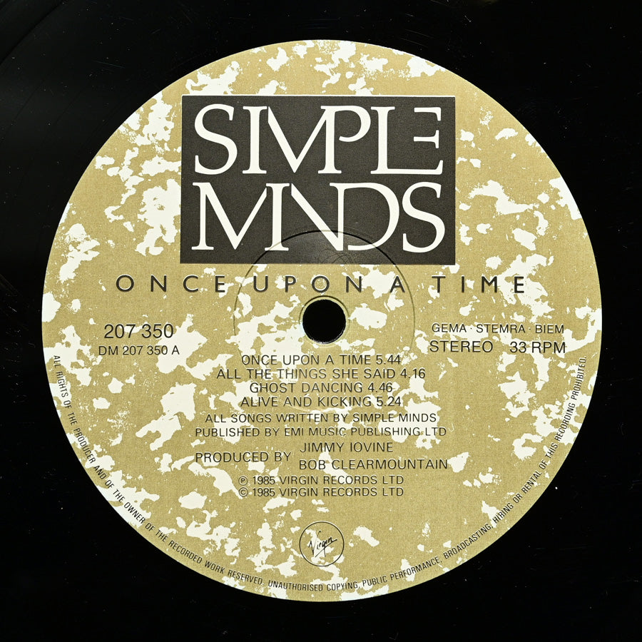 Long Play "Once Upon a Time" de Simple Minds edición alemana de 1985