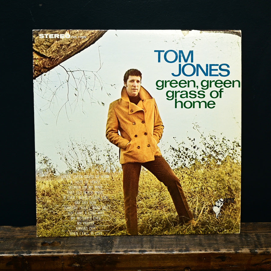 Long Play "Green Green Grass of Home" de Tom Jones, versión canadiense de 1967