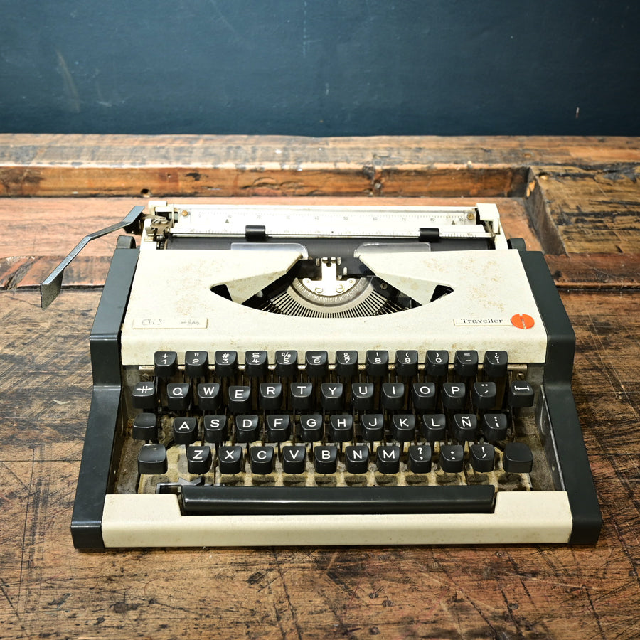 Máquina de escribir Olympia Traveller