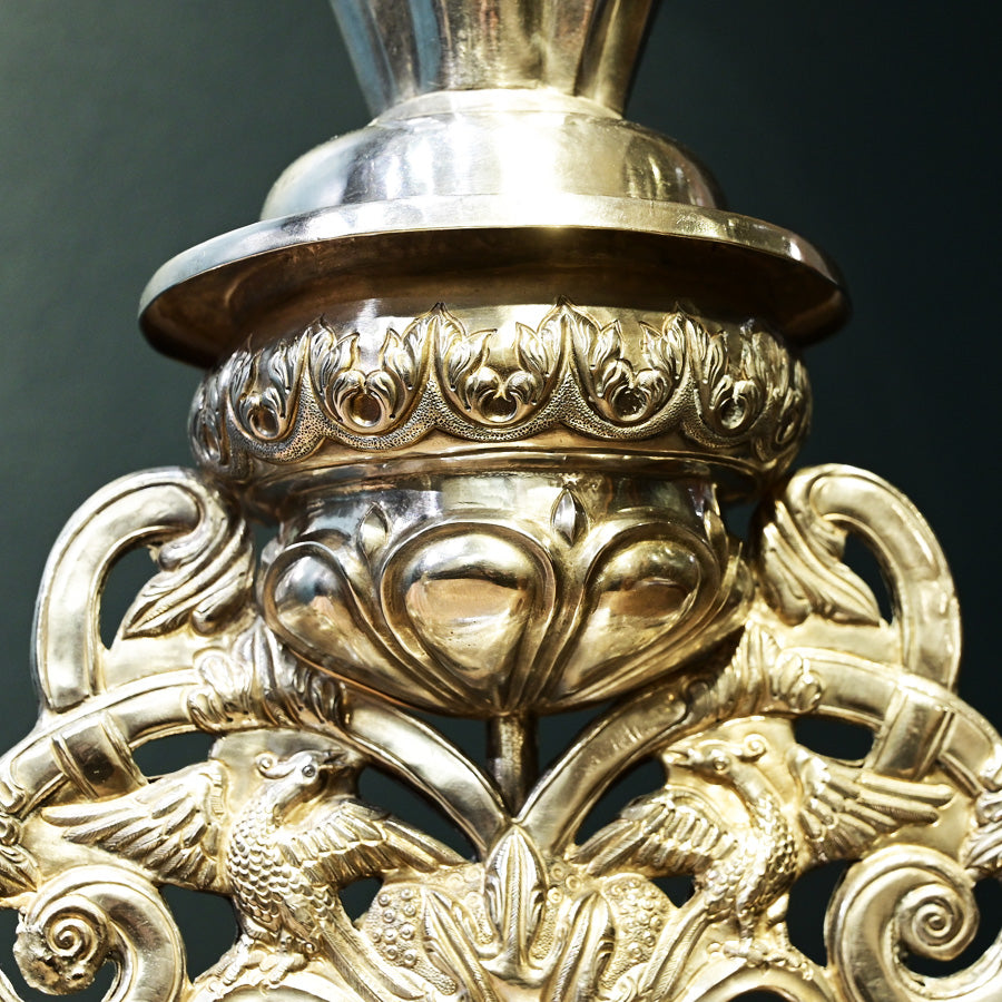 Par de candelabros de plata