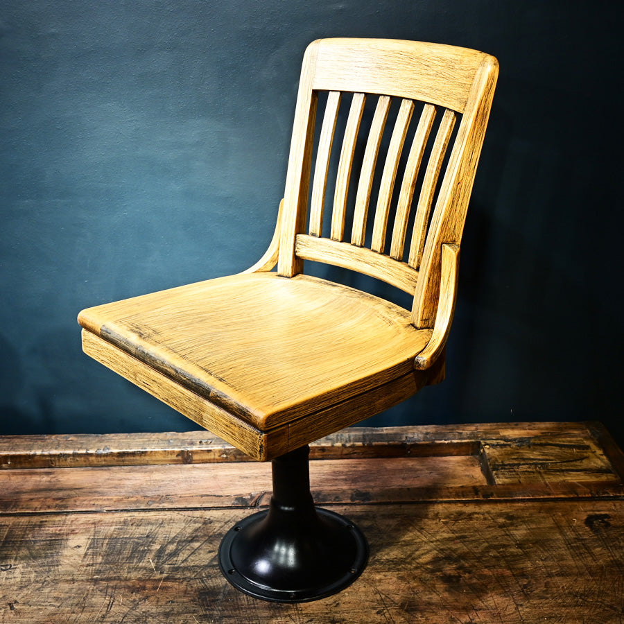 Sillón giratorio W.H. Gunlocke