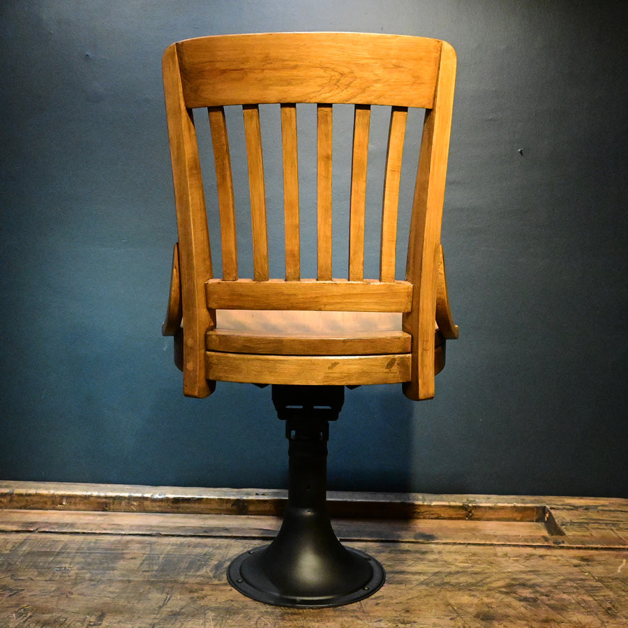 Sillón giratorio W.H. Gunlocke