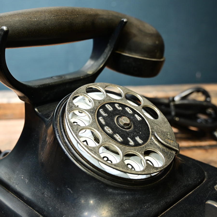 Telefono Siemens Halske con conmutador