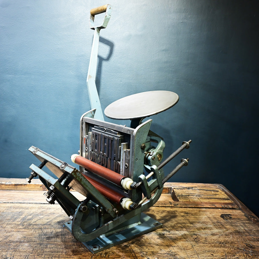 Máquina de impresión letterpress