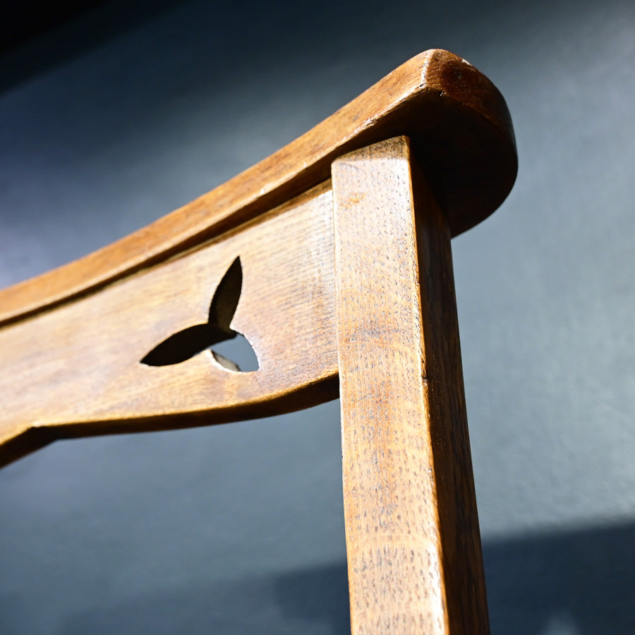 Silla de capilla en roble americano